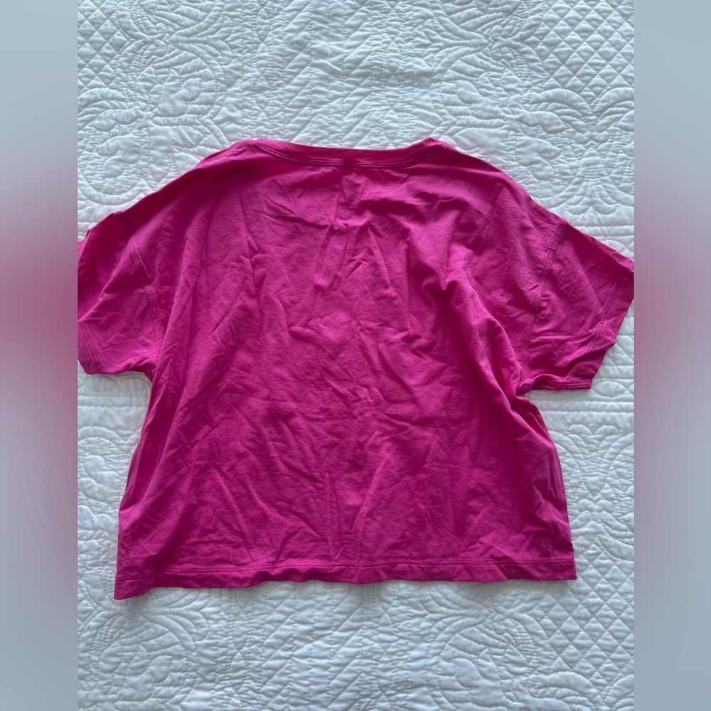 Lululemon Cropped Tee